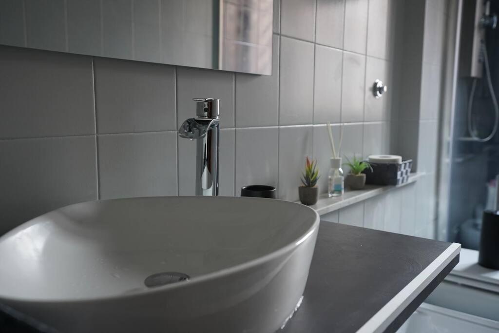 Big Flat Rome Metro C Apartment Exterior photo